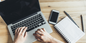 Trabalhos académicos universitários